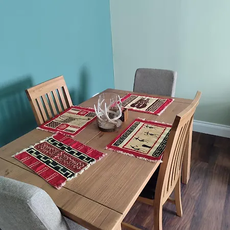 Comfortable Two Bedroom Modern Apartment-2