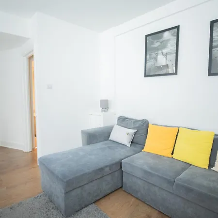 One Bedroom At Chelsea Cloister Hotel-2