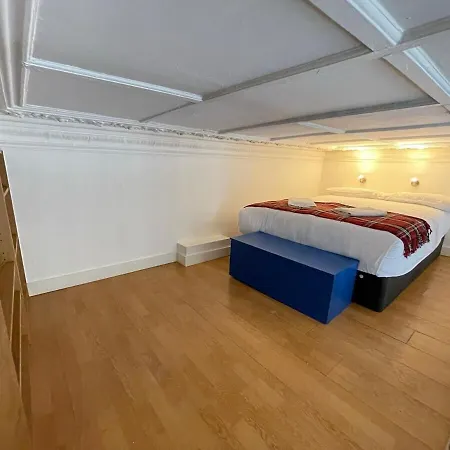 Portobello Road Artistic Studios-2
