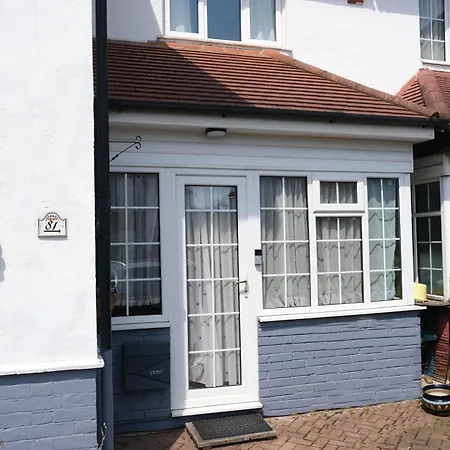 Lynton Road-3