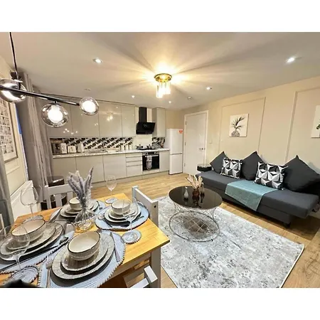 F3- Gorgeous 1 Bed Flat Near Edgware Road Station-3