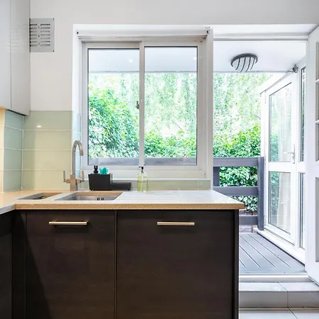 Rare 4Beds Townhouse In Kensington With Patio-3