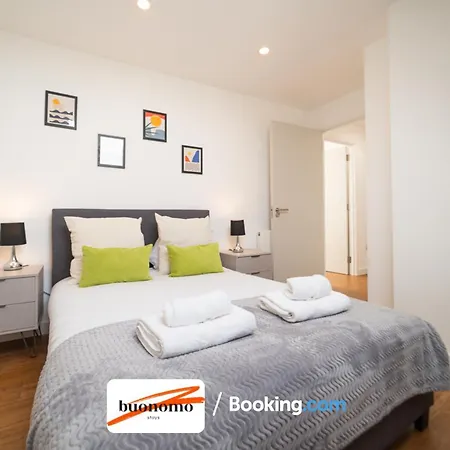 Two Bedroom Apartment At Buonomo Stays Short Lets & Serviced Accommodation-2
