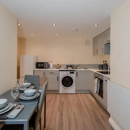 Basement Apartment-3
