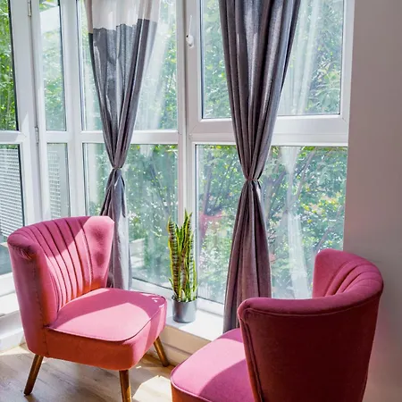 Spacious 2BD 2Baths apartment in Central London-3