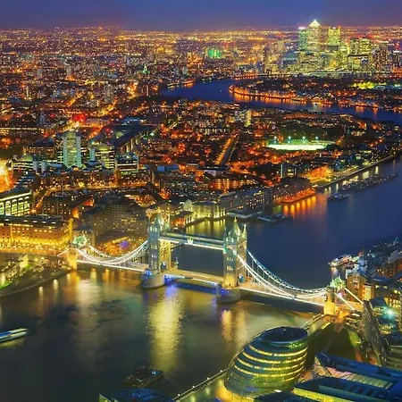 New Central Studio Apartment London 4-2