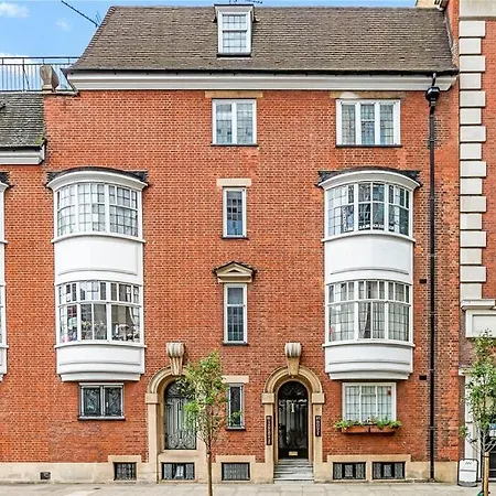 Lovely Studio, 5 Mins To Big Ben, Central London-3