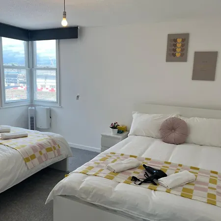 Lovely Entire Flat With Private Balcony In Euston-Central London-2