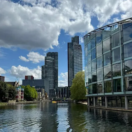 Funky Studio Apartment Close To Angel Station And Regent Canal-3