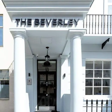 The Beverley Apartments London - Victoria-2