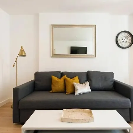 Cozy 1 Bedroom Apartment In Notting Hill-3