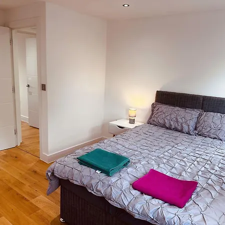 3 Bed 2 Bath Apartment Near Greenwich Park 6 Guests Maximum-2