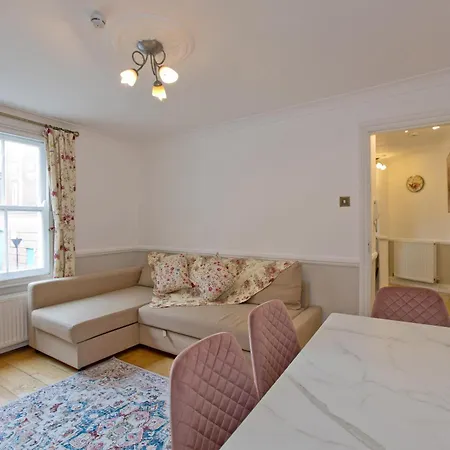 Imperial Horseferry Road Apartment-2