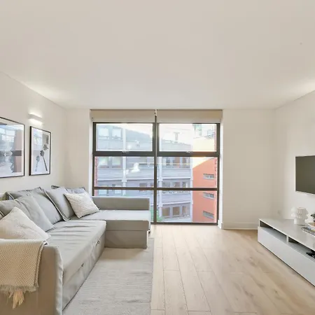 Flat 315, 33 Birtton Street-3
