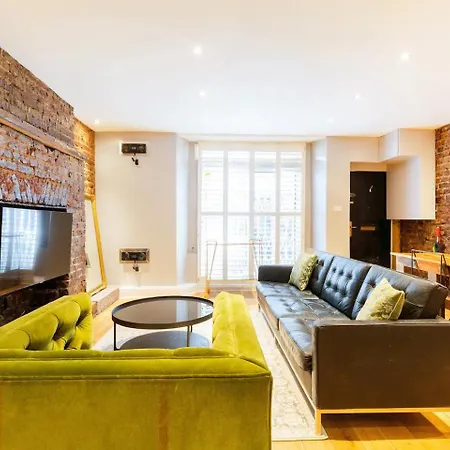 Stylishly Large Camden Apartment B1-2