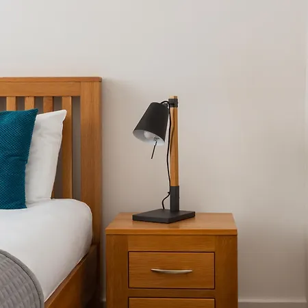 Victoria - Vincent Square By Viridian Apartments-3
