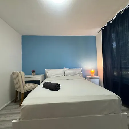 Tottenham Velvet Suites-3