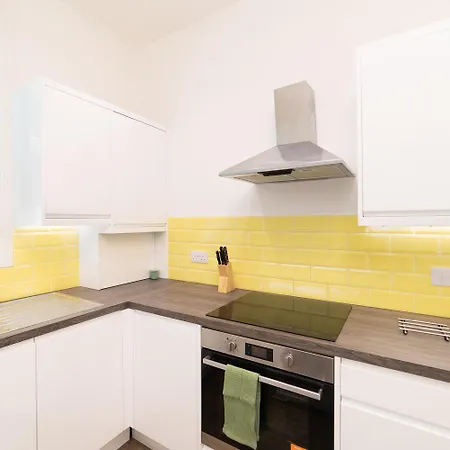 Cozy Apartment In The Heart Of Fulham, London-2