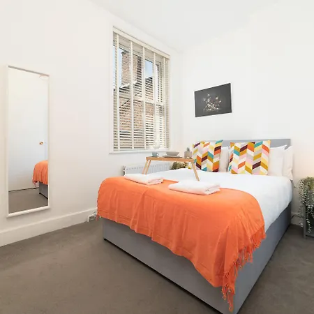 Cozy Apartment In The Heart Of Fulham, London-3