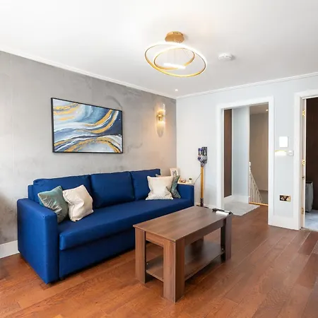 Camden'S Luxurious Urban Escape-3