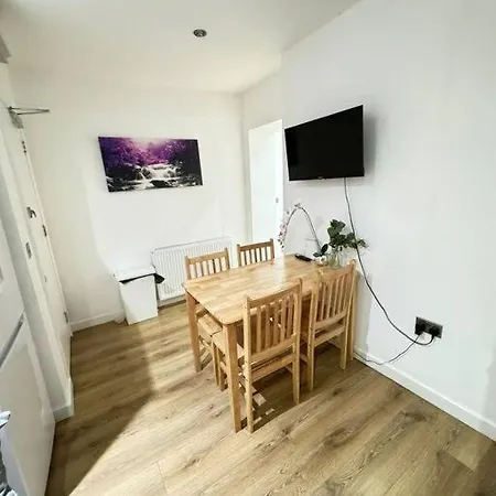 Sleep 6 - 5 Min From Camden Market Hw5-3