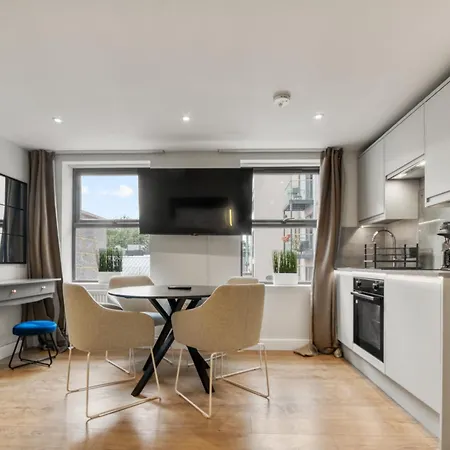 City Apartment Zone 2-2