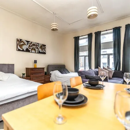 Large Studio By Finsbury Park-3