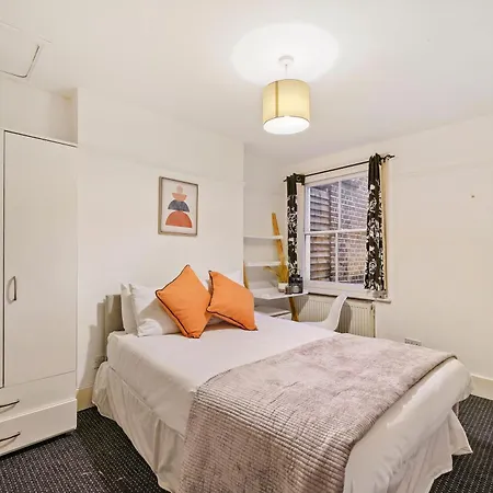 Little Venice Hububb Stay-2