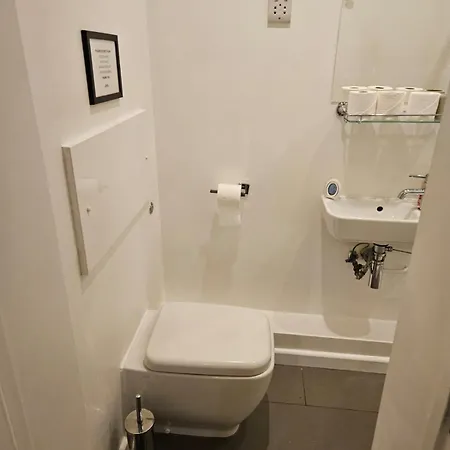 Classic Studio For 4 In Piccadilly Soho Central London Vr3-3