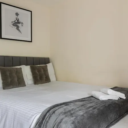 Canada Water Entire One-Bedroom Apartment-3
