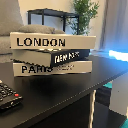 Luxury 2 Bedroom Apartment, Royal Docklands Excel-3