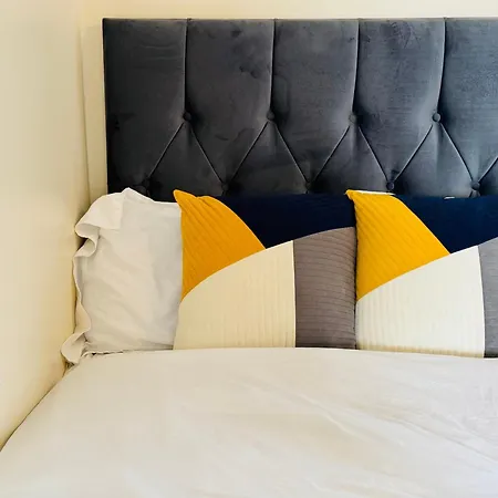 2 Bedroom Flat In Central London-2