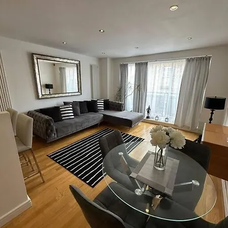Two Br Flat 5 Mins Walk From London Eye G96-2