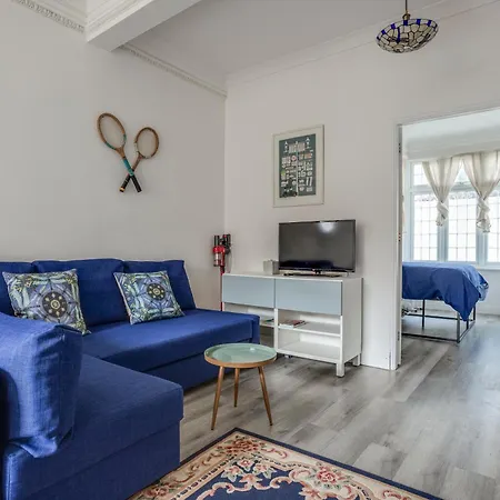 Bright 2-Bed In Wimbledon - 3 Min Walk To Tube-2