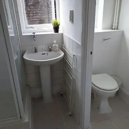Lovely Studio By Hyde Park- 7-3