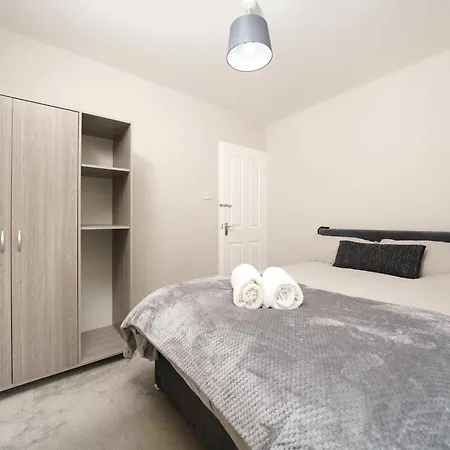 Cozy 2-Bed Garden Flat, With Free Private Parking, Wembley-3