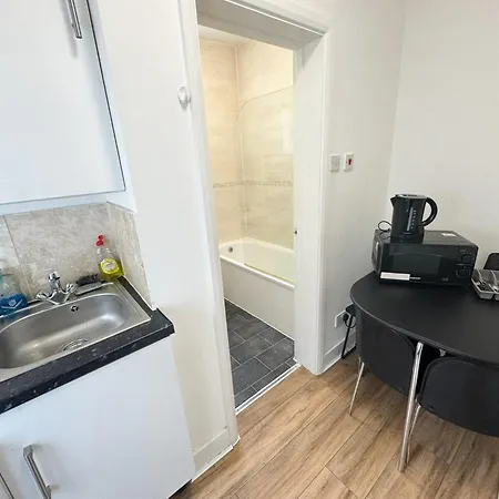 Golders Green Studio-3