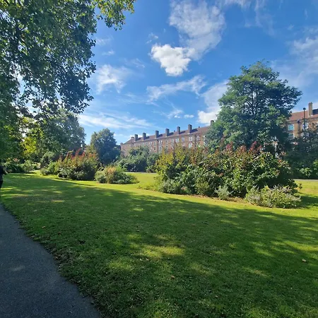 Comfortable 2 Bedrooms Flat In Oval Central London-2