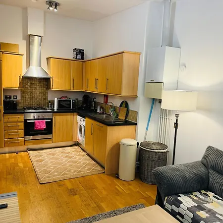 Entire 1 Bed Flat In The Heart Of London Islington-3