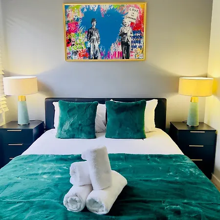 Charming And Spacious 1-Bedroom Flat In Hampstead-2