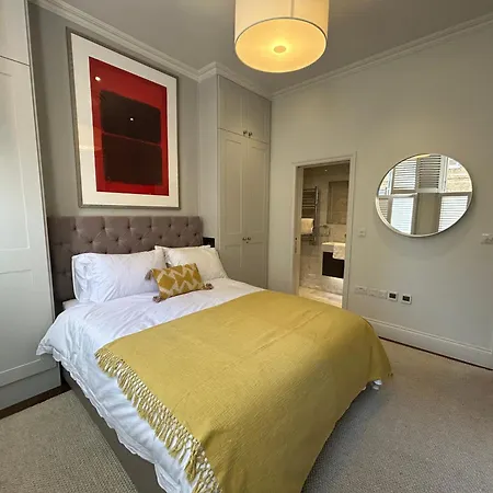 Chelsea Flat, Convenient And Quiet-2