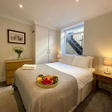 Pimlico Apartment-3
