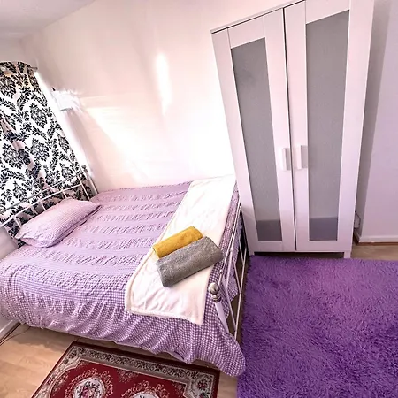 Excellent Double Rooms In Cheap Rate Around Central London-2