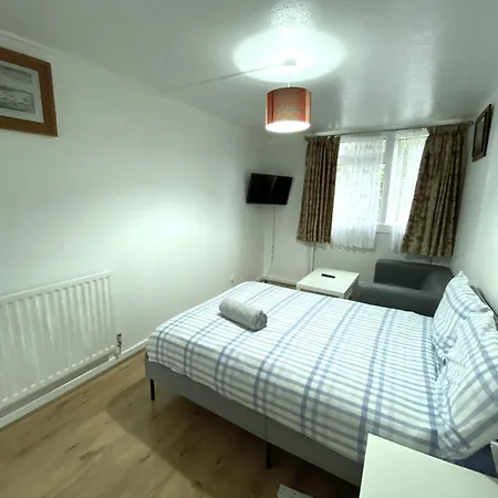 Laret Guest House-3