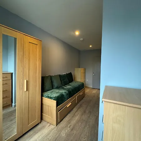 2 Bedroom Flat In Euston 2 Mins Away From Station, No Lift-3