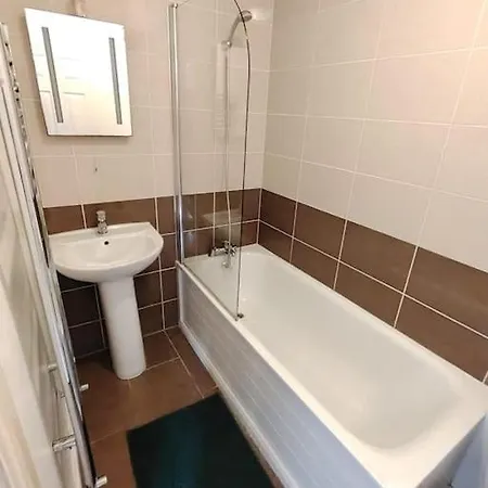 Beautiful 1 Bedroom Flat In Fulham-3