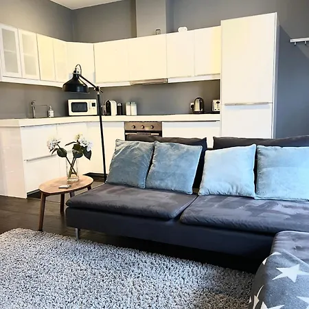 Stunning And Peaceful London Flat-2