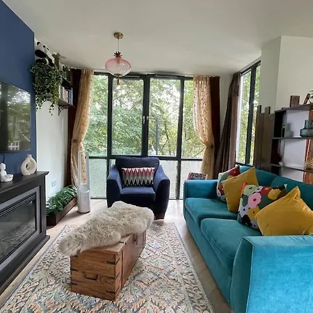 The Urban Green! Cosy Luxury Apartment In Chiswick-3