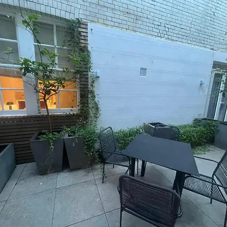 Posh 3 Bedroom Flat With Terrace And Indoor Fireplace In Mayfair, Near Hyde Park-2