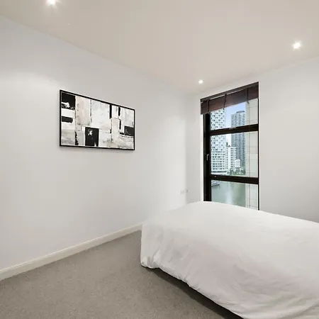 Londwell, Canary Wharf River Thames Balcony Penthouse-3